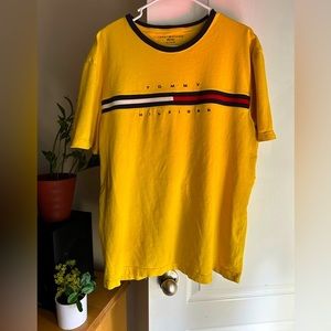 Tommy Hilfiger X-Large tshirts with bleach stain :/